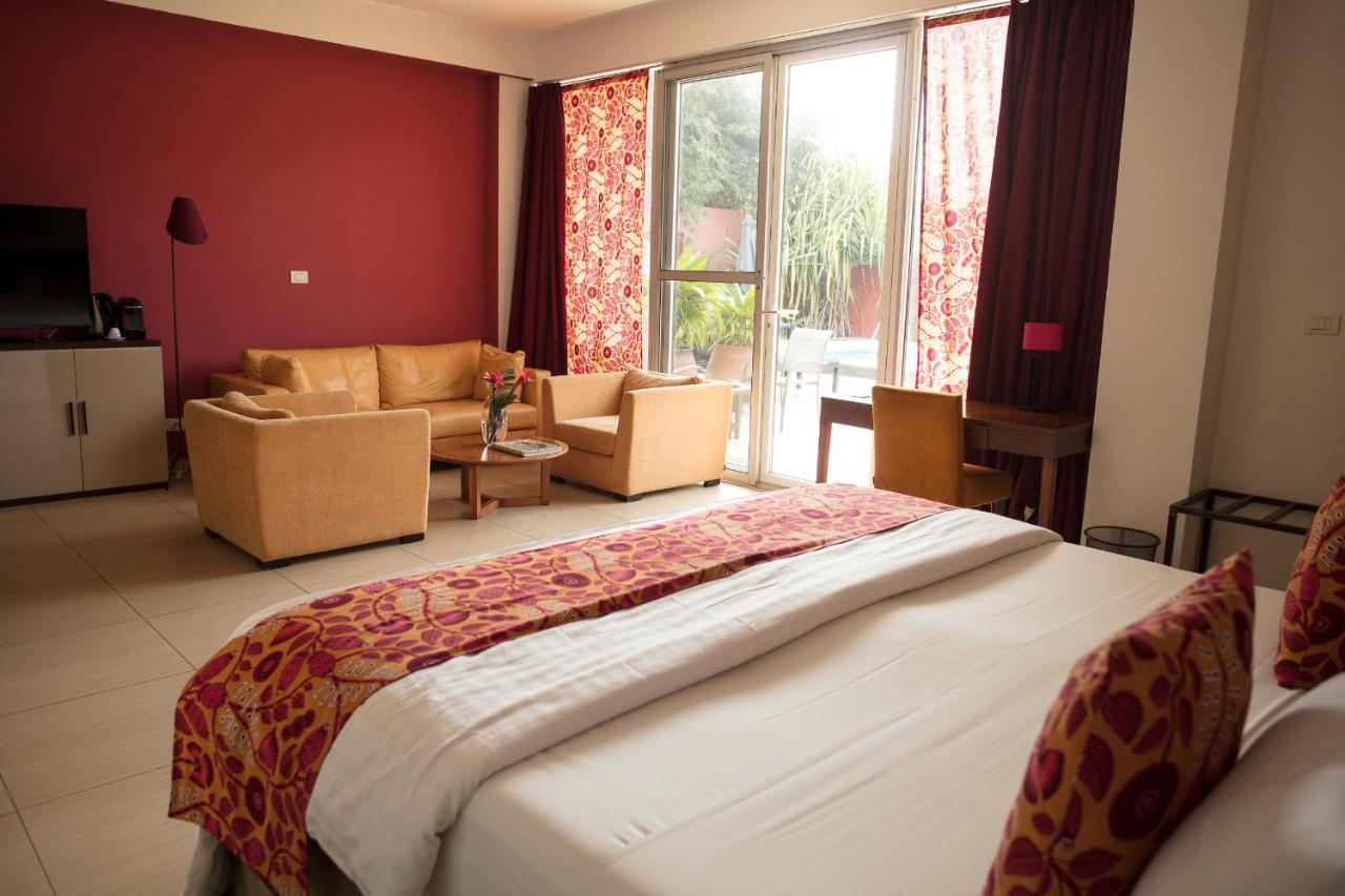 Hotel Maison Rouge Котону Екстериор снимка