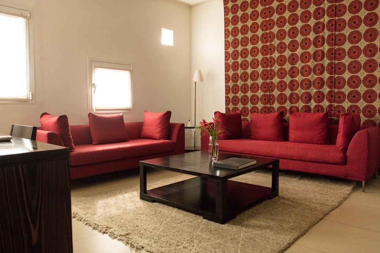 Hotel Maison Rouge Котону Екстериор снимка