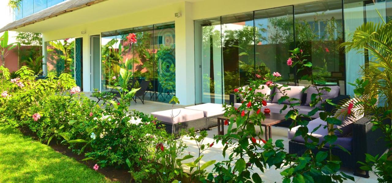 Hotel Maison Rouge Котону Стая снимка